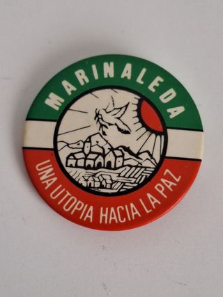 Pin político años 80