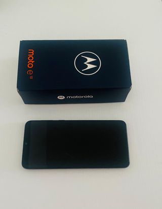 Motorola Moto e13
