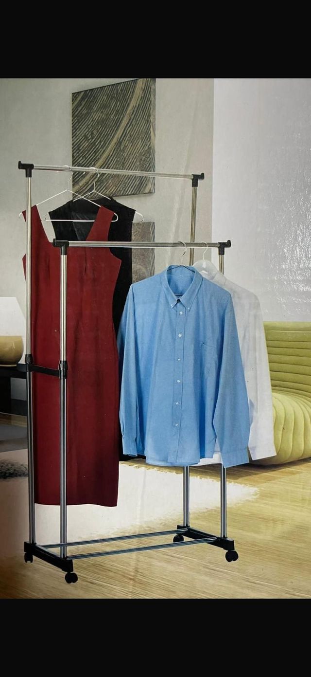 stand appendiabiti in Metallo con ruote