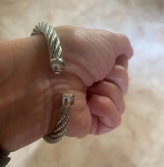 Pulsera acero con caucho y oro