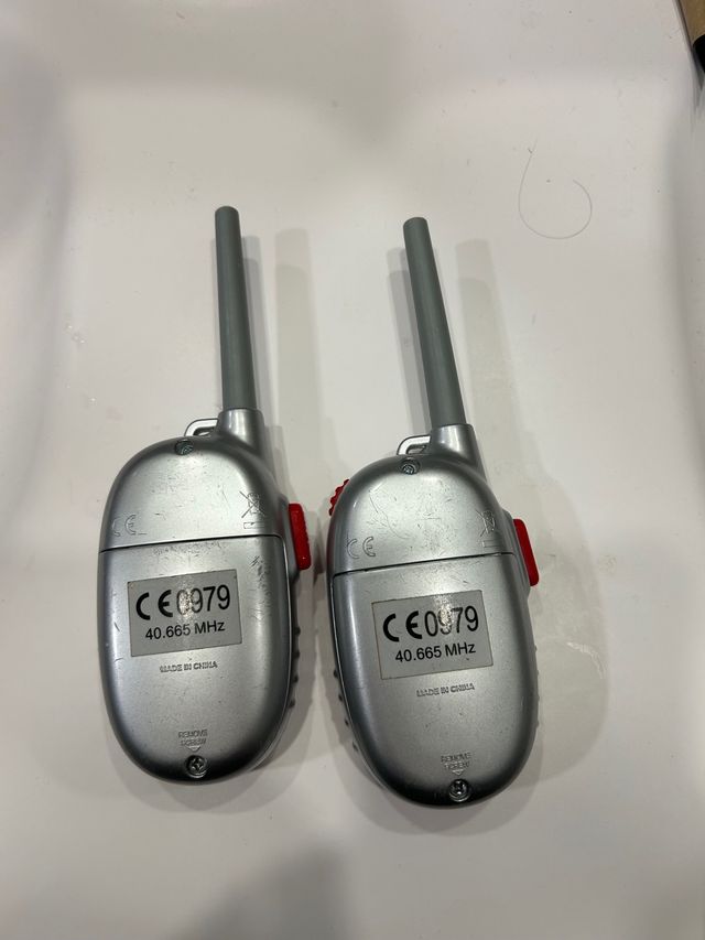 Walkie talkies