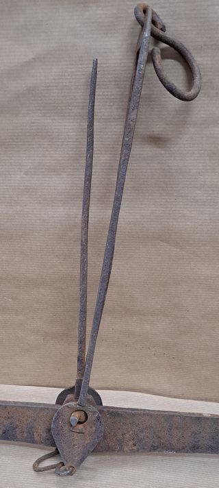 Antigua balanza, siglo XIX