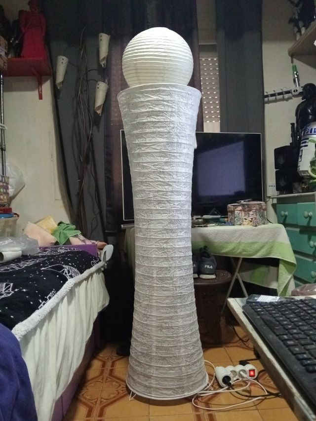 Lampara de pie de papel japones