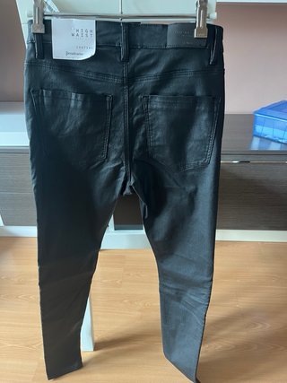 Pantalón High Waist Tiro Alto