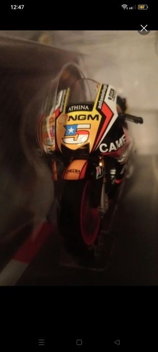 Moto GP Colín Edwards 2014