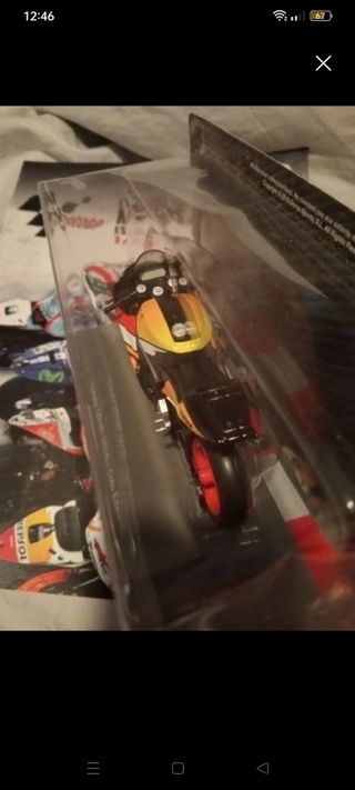Moto GP Colín Edwards 2014
