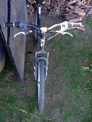 Bicicleta BTT De aluminio de suspensión total 