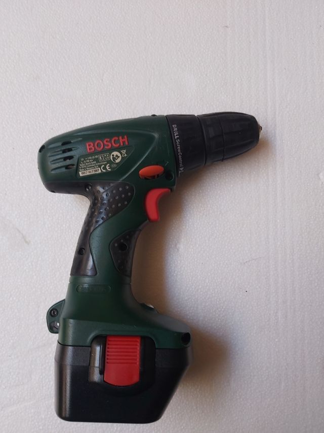 Taladro/ atornillador bosch psr12