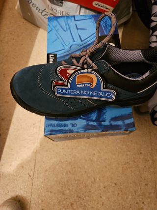 Zapato seguridad nuevo