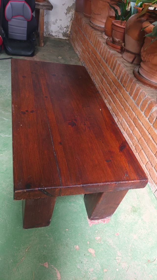 Mesa vintage maciza.Años 70