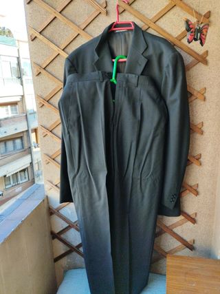 Traje hombre gris