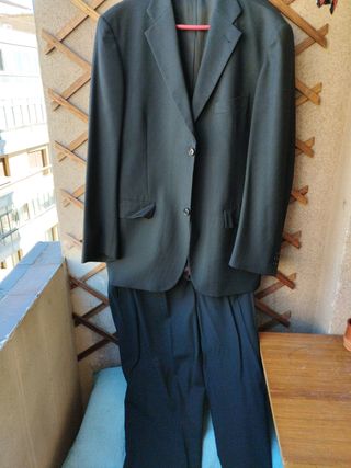 Traje hombre gris