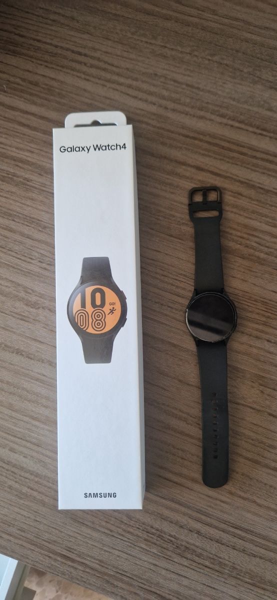 Samsung Galaxy Watch 4