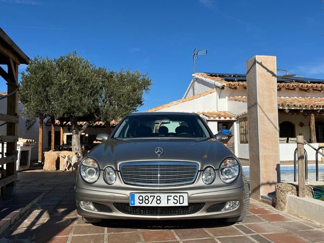 Mercedes-Benz Clase E 2005