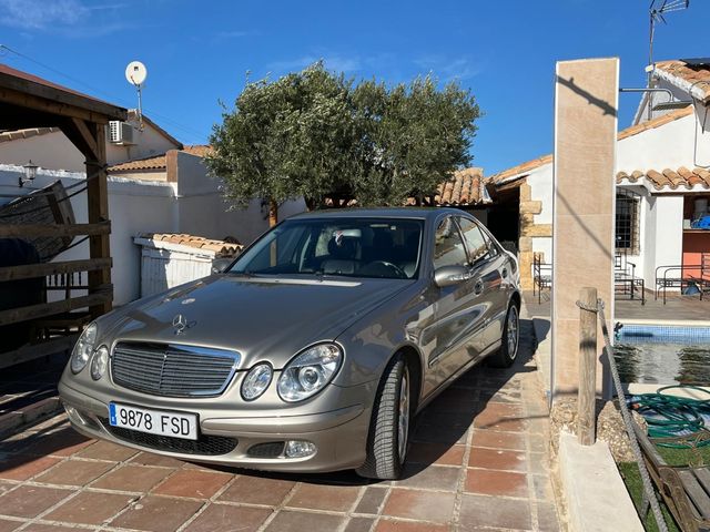 Mercedes-Benz Clase E 2005