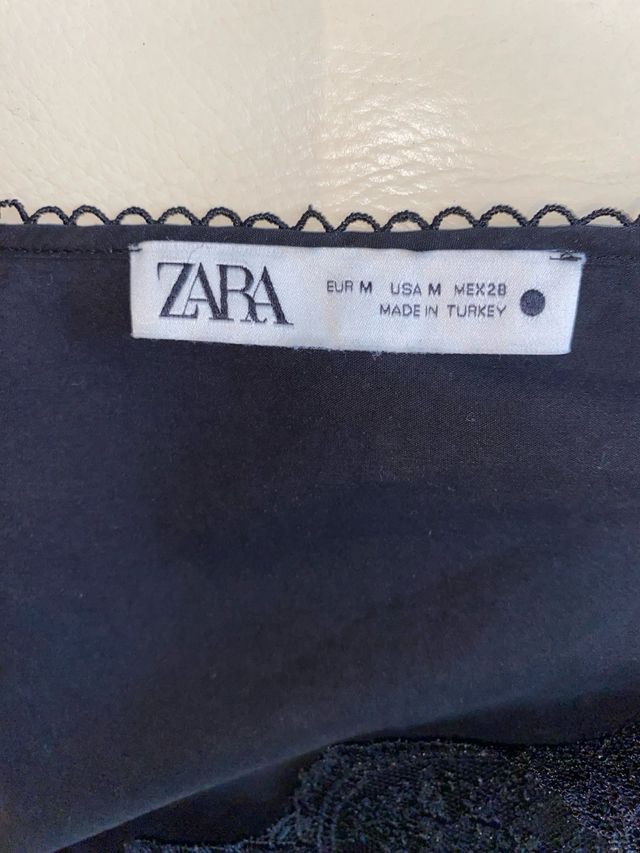 Top negro Zara