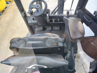 CARRETILLA ELEVADORA DIESEL LINDE 3.000 kg