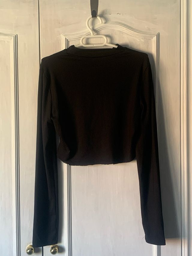 Top negro manga larga