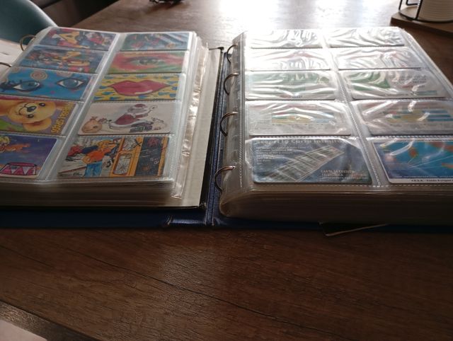 Schede telefoniche italiane e straniere 