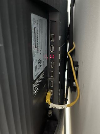 Tv Samsung curve 49”.