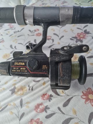 Caña de pescar y carrete Silstar