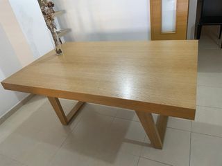 Mesa extensible de roble