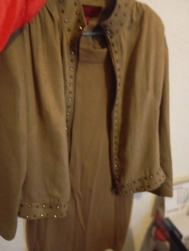 Conjunto vestido y chaqueta Zara