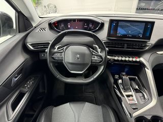 PEUGEOT 3008 SUV 1.5BlueHDi Allure desde 315€/mes*