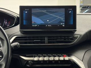 PEUGEOT 3008 SUV 1.5BlueHDi Allure desde 315€/mes*