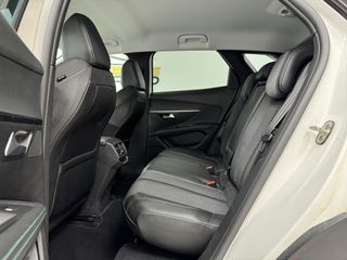 PEUGEOT 3008 SUV 1.5BlueHDi Allure desde 315€/mes*
