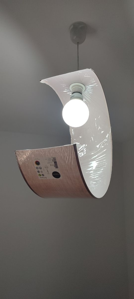 Candeeiro de teto novo (sem lâmpada)