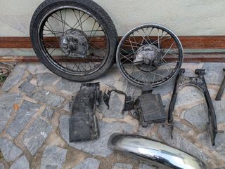 Se venden piezas Yamaha.