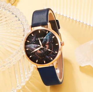 Hermoso Reloj con complementos