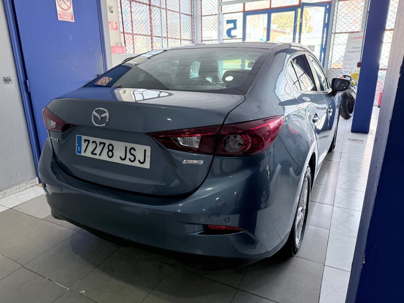 Mazda 2016, foto 2