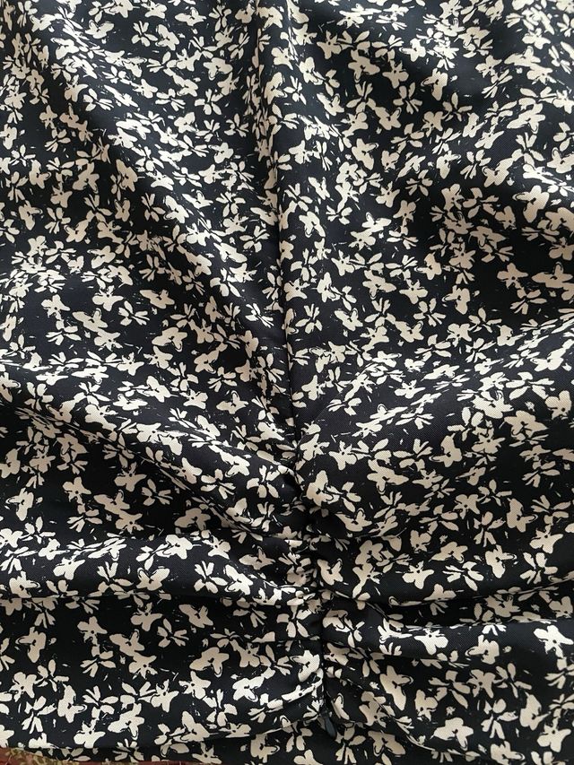 Falda y un mono corto