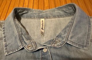 Camisa vaquera “Stradivarius”