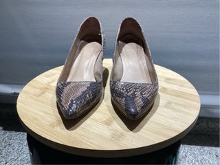 Zapato corte salon