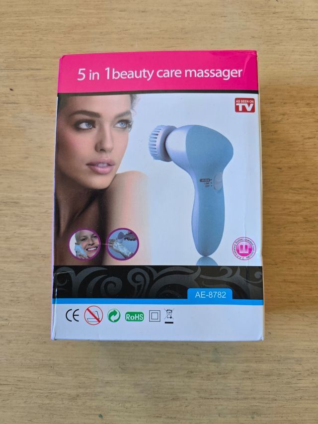 Cepillo Facial 5 en 1