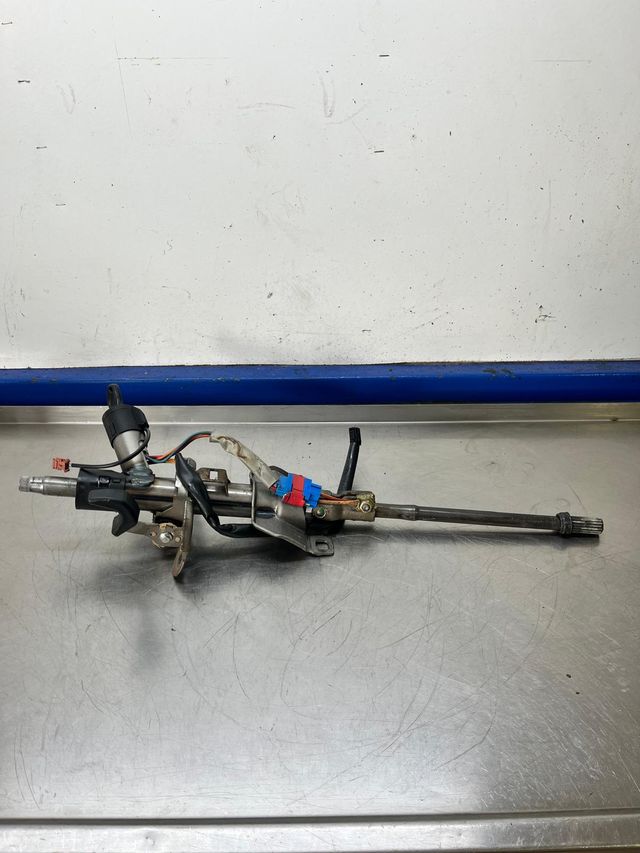 Columna direccion y antirrobo Xsara picasso 2006