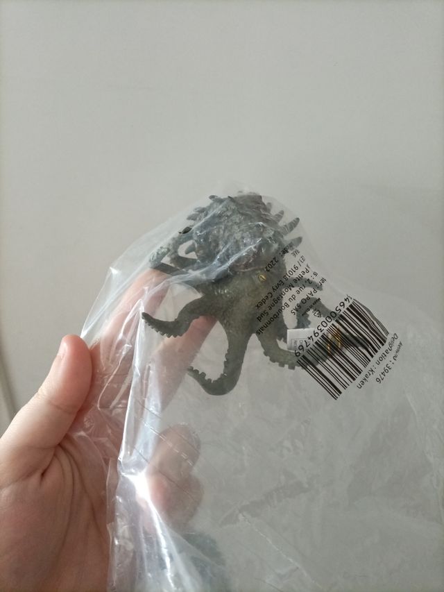 FIGURA KRAKEN PIRATAS CARIBE