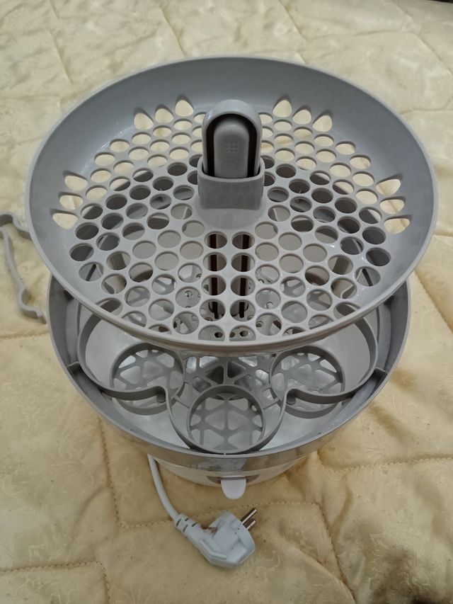 Sterilizzatore ciucci e biberon