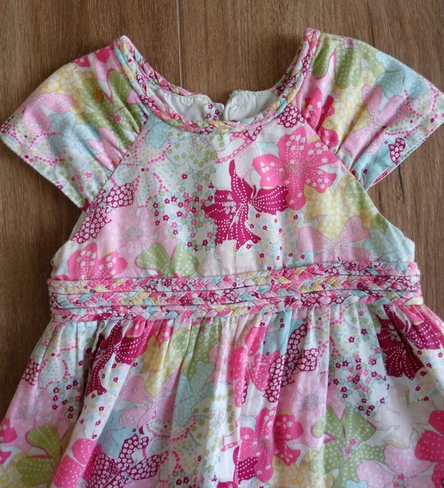 Vestido y rebeca 18-24 meses.