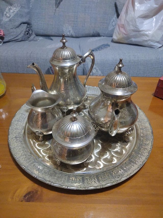 Juego de te y cafe con bandeja de acero inoxidable