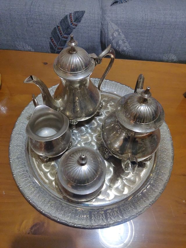 Juego de te y cafe con bandeja de acero inoxidable