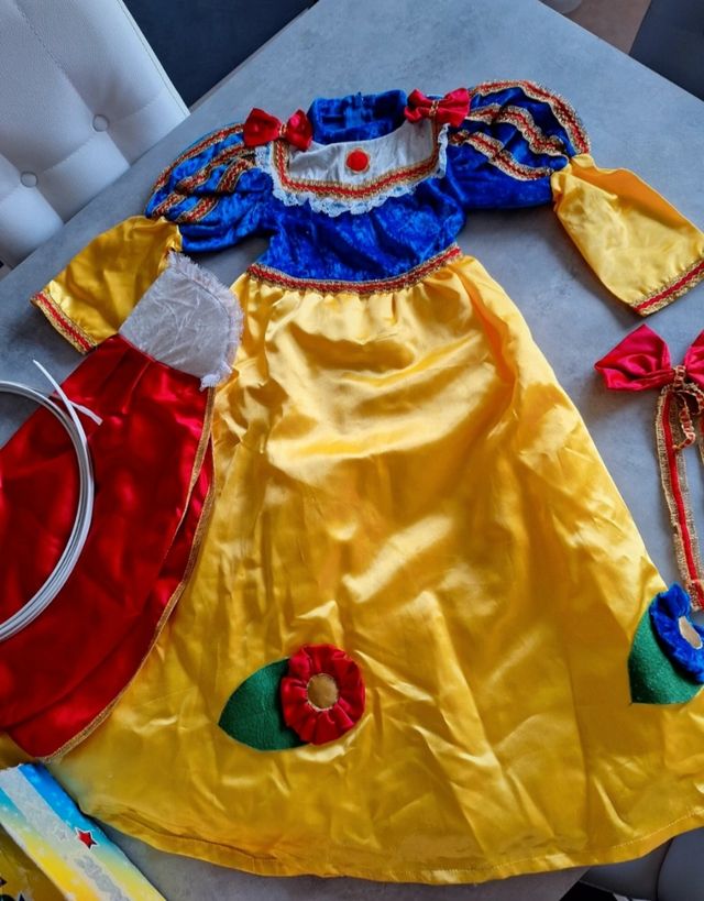 Vestito Biancaneve 3 anni