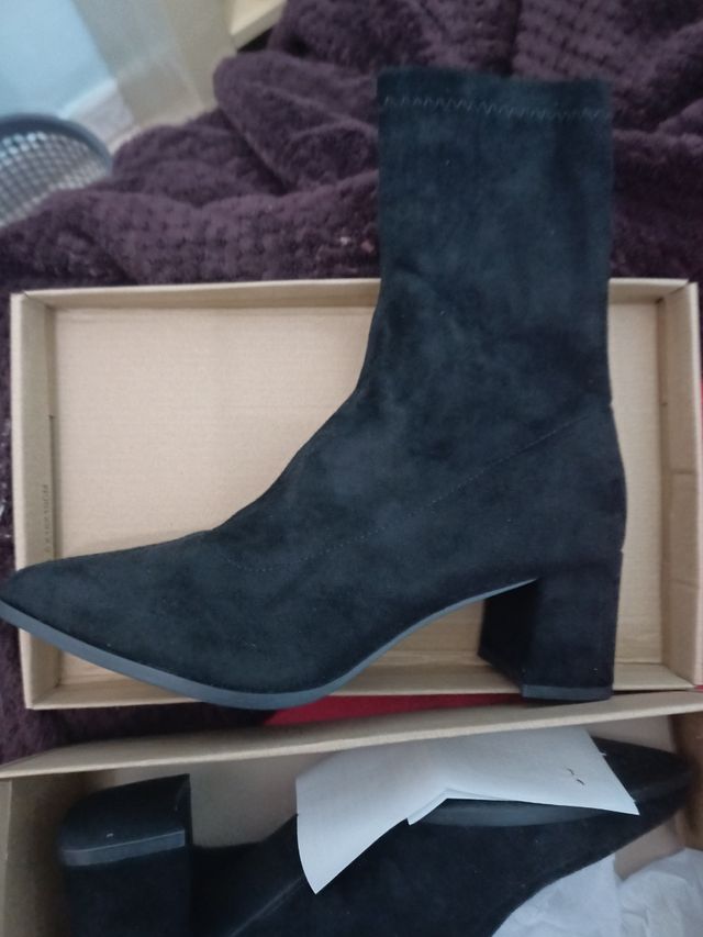 Botines de antelina a estrenar negros