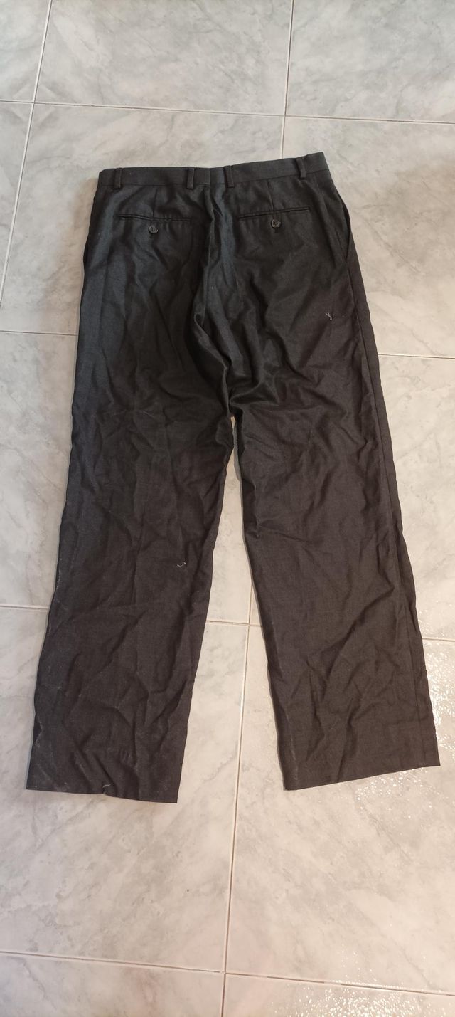 37-Pantalon Vestir Gris