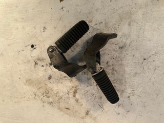 🛵 Estriberas traseras yamaha xmax 125 250 2006