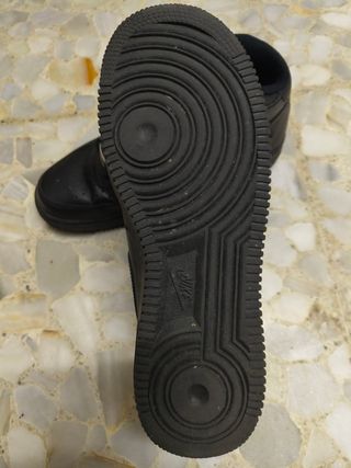 Zapatillas unisex Nike talla 40.5