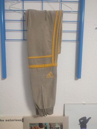 Adidas Challenger talla M mujer 